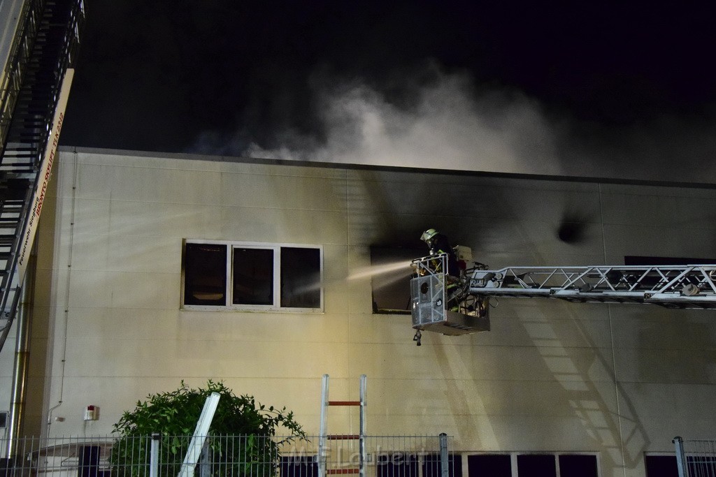 Grossbrand Halle Troisdorf Kriegsdorf Junkersring P732.JPG - Miklos Laubert